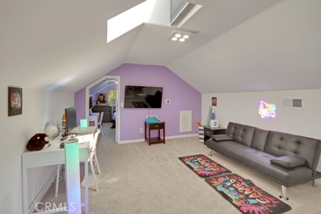522 S Helena Street, Anaheim CA: https://media.crmls.org/medias/ec1ef5d0-65c5-456e-8632-3f3a173e0993.jpg