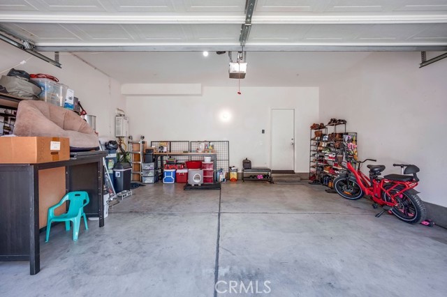 Detail Gallery Image 18 of 19 For 24229 Hazelnut Ave, Murrieta,  CA 92562 - 3 Beds | 2/1 Baths