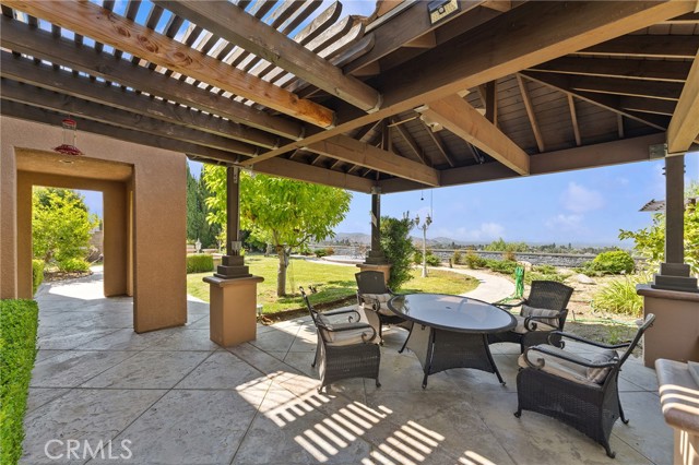 2528 N San Miguel Drive, Orange CA: https://media.crmls.org/medias/ec203946-c4bb-459b-9eae-7ff5c0f45cdd.jpg