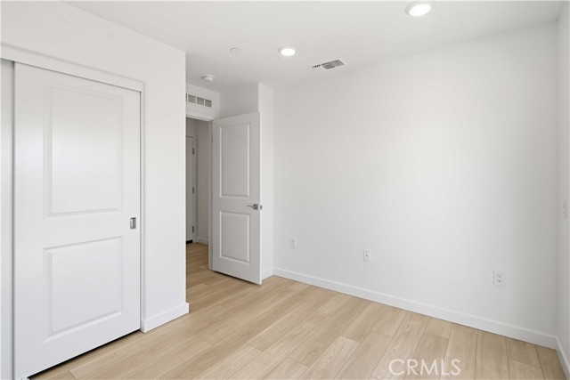 Detail Gallery Image 6 of 33 For 2513 Iconic St, South El Monte,  CA 91733 - 4 Beds | 3/1 Baths