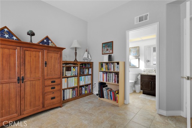 Detail Gallery Image 25 of 67 For 12860 Mar Vista Dr, Apple Valley,  CA 92308 - 5 Beds | 4/1 Baths