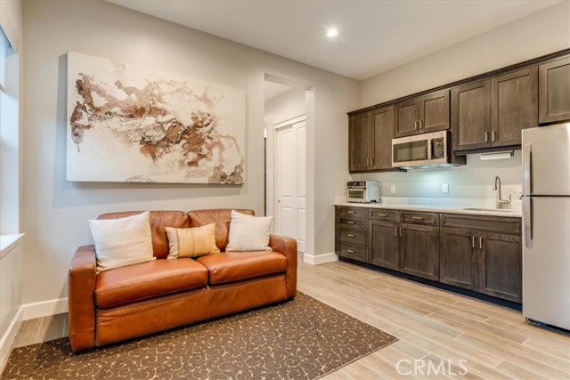 864 Trail View Place, Nipomo CA: https://media.crmls.org/medias/ec21ed3e-a62a-49f1-8ae8-9479dd3ef0e6.jpg