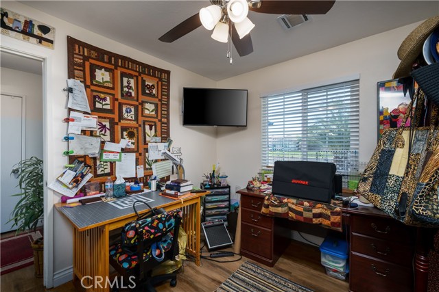 Detail Gallery Image 21 of 39 For 16800 Hidden Creek Dr, Victorville,  CA 92395 - 3 Beds | 2 Baths
