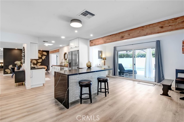 1980 E Rochelle Road, Palm Springs CA: https://media.crmls.org/medias/ec2406eb-2fb2-4882-b38e-52416640bfd9.jpg