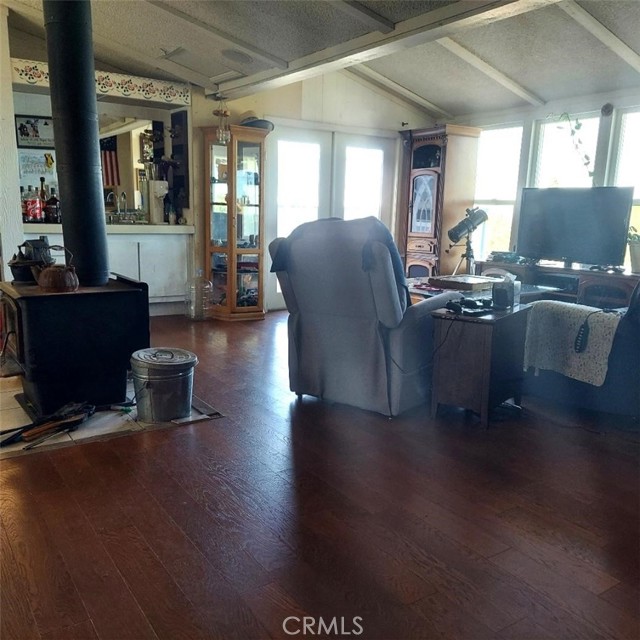 Detail Gallery Image 4 of 10 For 9030 Green, Pinon Hills,  CA 92372 - 3 Beds | 2 Baths