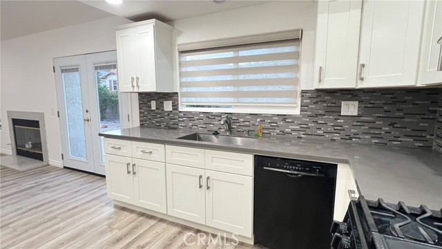 Detail Gallery Image 7 of 17 For 25966 via Oro, Loma Linda,  CA 92354 - 3 Beds | 2 Baths