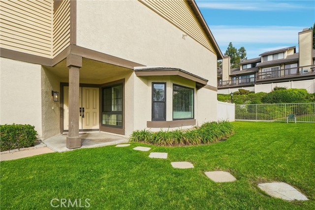 Detail Gallery Image 3 of 50 For 2337 Grandwood, Fullerton,  CA 92833 - 3 Beds | 2/1 Baths