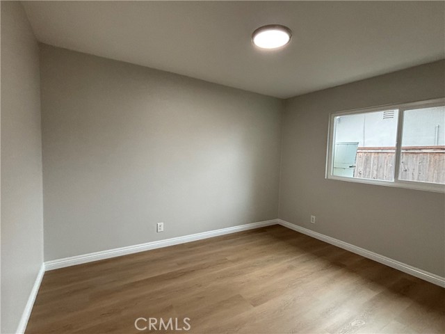 Detail Gallery Image 9 of 13 For 3202 Montana Ave, Costa Mesa,  CA 92626 - 4 Beds | 2 Baths