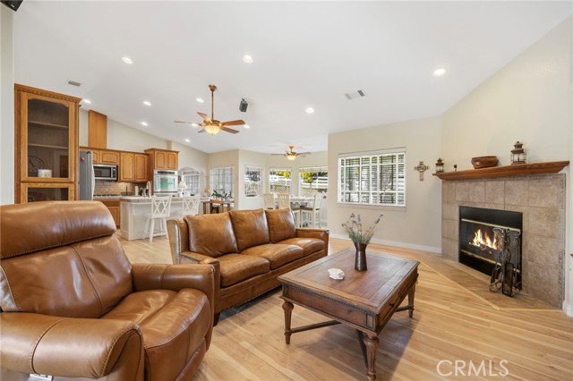 3832 Sourdough, Acton CA: https://media.crmls.org/medias/ec261f27-6815-4bd3-be72-7aa750c68519.jpg