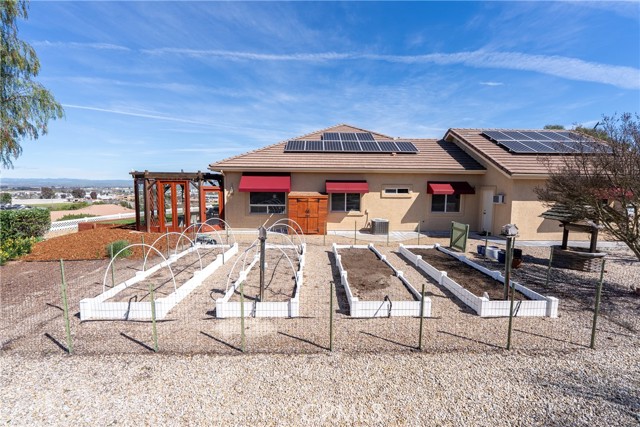 Detail Gallery Image 39 of 54 For 2039 Promontory, Paso Robles,  CA 93446 - 3 Beds | 2/1 Baths