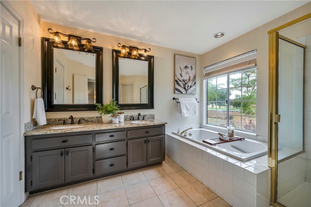 Detail Gallery Image 21 of 35 For 18026 Huckleberry Ct, Hidden Valley Lake,  CA 95467 - 3 Beds | 2 Baths