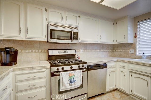 Detail Gallery Image 19 of 55 For 1637 Longbranch, Grover Beach,  CA 93433 - 3 Beds | 2/1 Baths