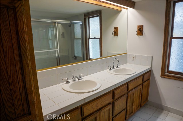 232 29th Street, Manhattan Beach CA: https://media.crmls.org/medias/ec277ffc-d765-4541-bc03-b316389675ca.jpg