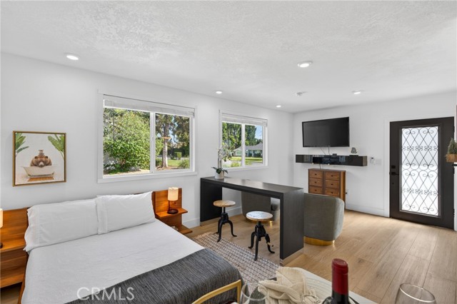 Detail Gallery Image 6 of 19 For 18221 Kinzie St, Northridge,  CA 91325 - 0 Beds | 1 Baths