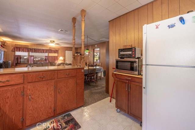 Detail Gallery Image 10 of 48 For 39135 Buckthorn Rd, Big Bear Lake,  CA 92315 - 2 Beds | 1 Baths