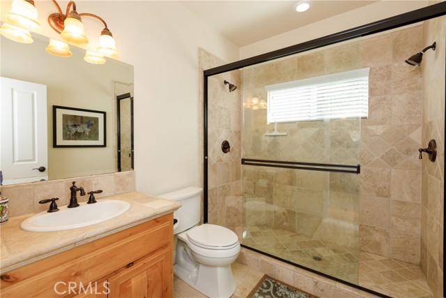 Detail Gallery Image 11 of 31 For 27376 Pinewood Dr, Lake Arrowhead,  CA 92352 - 4 Beds | 3/1 Baths