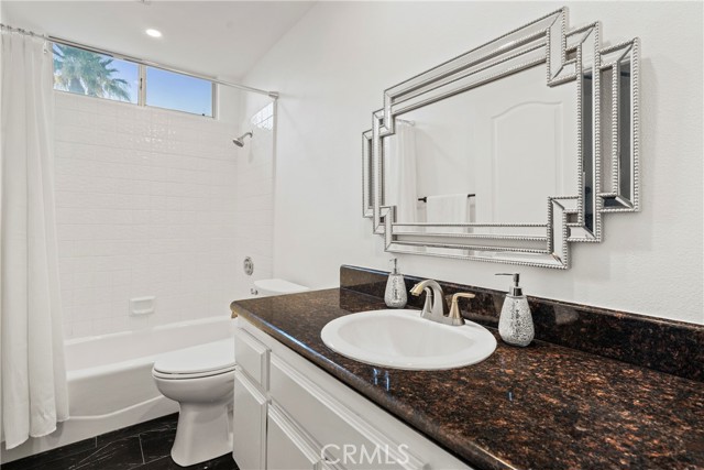 Image 19 of 43 For 111 Augusta Drive