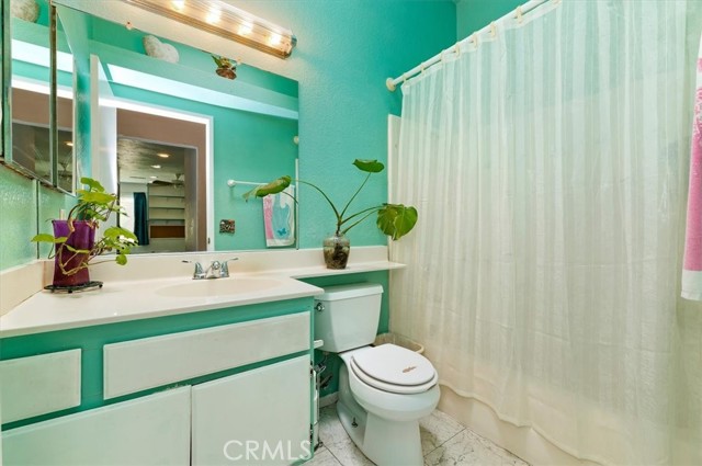 Detail Gallery Image 13 of 21 For 24321 24321 Rimview Rd Rimview Rd, Moreno Valley,  CA 92557 - 4 Beds | 2 Baths