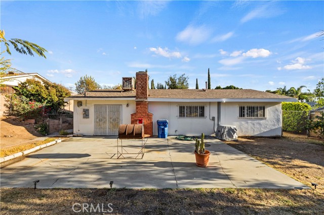 Detail Gallery Image 11 of 14 For 12181 Claretta St, Sylmar,  CA 91342 - 3 Beds | 2 Baths