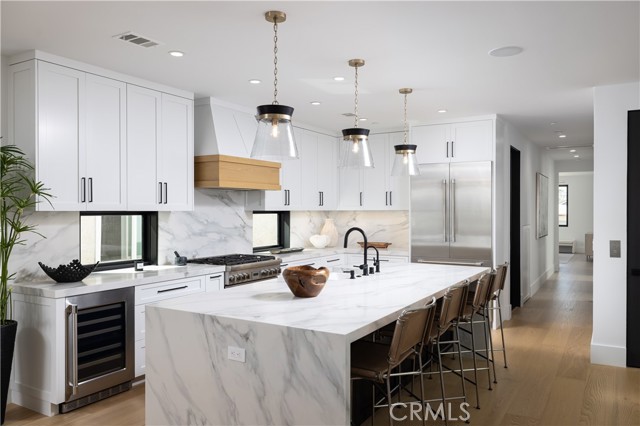 Detail Gallery Image 11 of 50 For 1313 Ocean Ave, Seal Beach,  CA 90740 - 3 Beds | 3/1 Baths