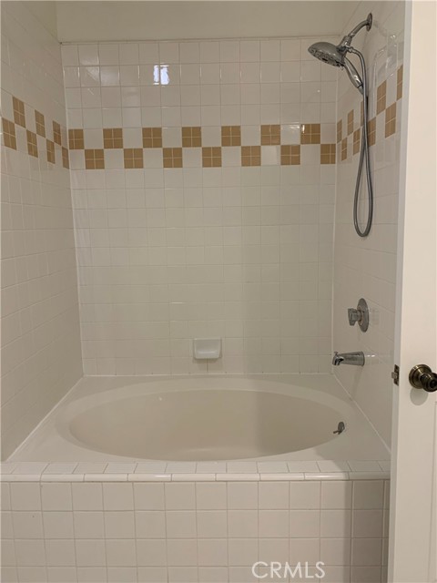 Ec2b4837 9ce0 41a9 8250 A483f93e94f9