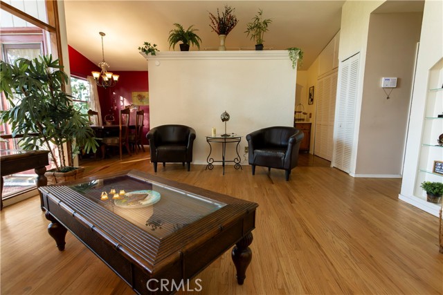 Detail Gallery Image 11 of 26 For 1047 Chestnut Ave, Redlands,  CA 92373 - 4 Beds | 2 Baths