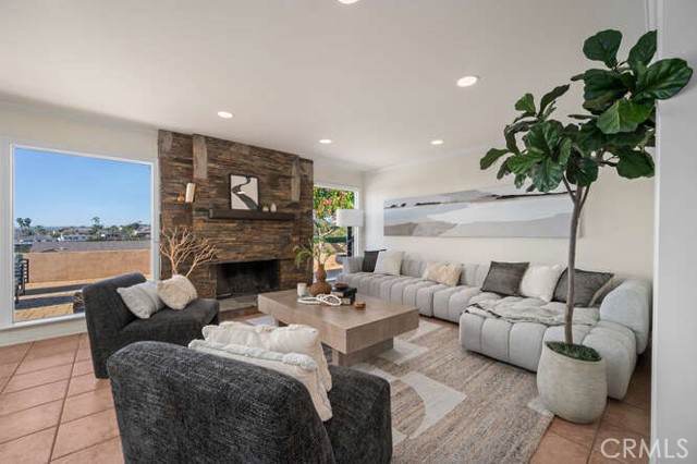 Detail Gallery Image 7 of 49 For 239 via Socorro, San Clemente,  CA 92672 - 4 Beds | 2/1 Baths