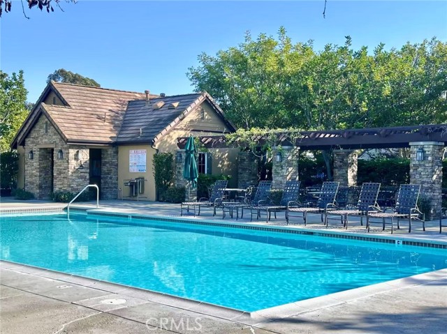 Detail Gallery Image 30 of 37 For 1320 Corte Alemano, Costa Mesa,  CA 92626 - 4 Beds | 2/1 Baths