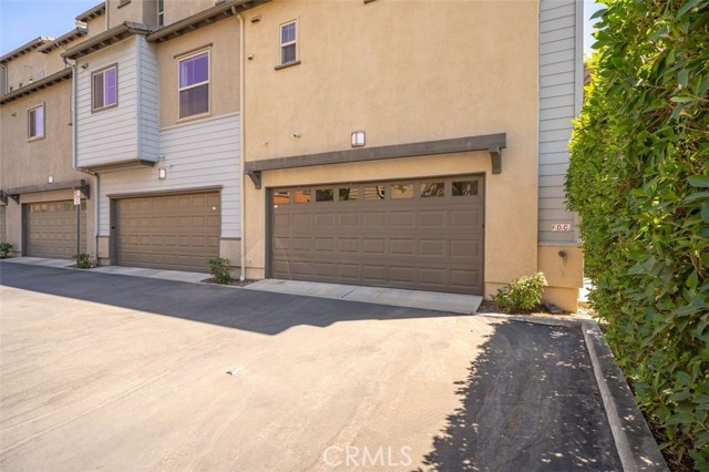Detail Gallery Image 7 of 43 For 7694 Lisbon Pl #6,  Rancho Cucamonga,  CA 91739 - 3 Beds | 3/1 Baths