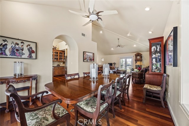 Detail Gallery Image 10 of 46 For 35356 Bonadelle, Madera,  CA 93636 - 4 Beds | 3 Baths