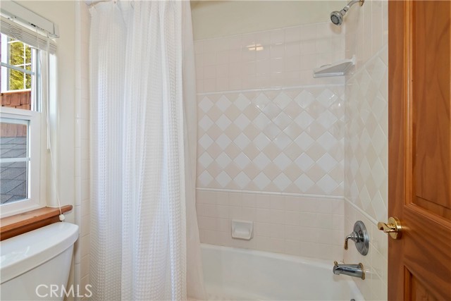 Detail Gallery Image 35 of 53 For 28637 Shenandoah, Lake Arrowhead,  CA 92352 - 4 Beds | 2/1 Baths