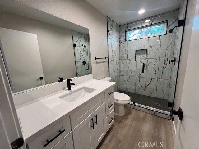 Detail Gallery Image 12 of 14 For 8416 Burnet Ave #7,  North Hills,  CA 91343 - 2 Beds | 2 Baths