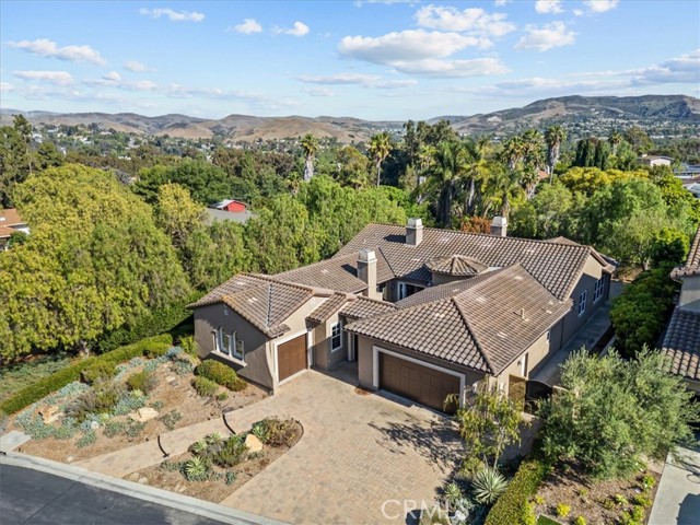 31521 Paseo Campeon, San Juan Capistrano CA: https://media.crmls.org/medias/ec309d4c-a8e1-4d41-9b18-1d1dfb6d4509.jpg