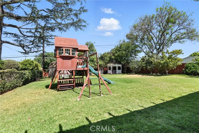8507 Davista Drive, Whittier CA: https://media.crmls.org/medias/ec316326-ec24-4f0f-843e-557e9ac71df1.jpg