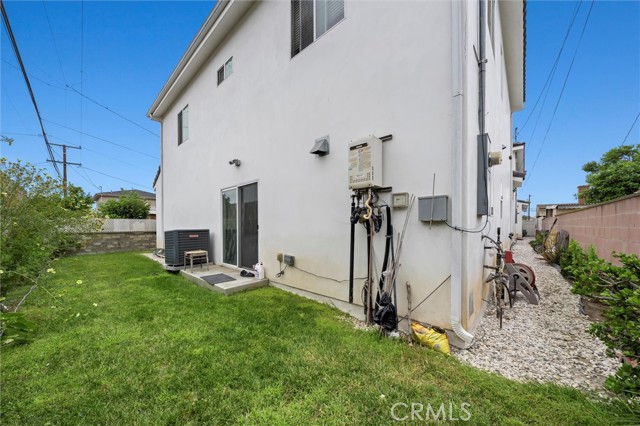 1143 W 163rd Street, Gardena CA: https://media.crmls.org/medias/ec316fd1-ea94-415e-972a-138f526890af.jpg