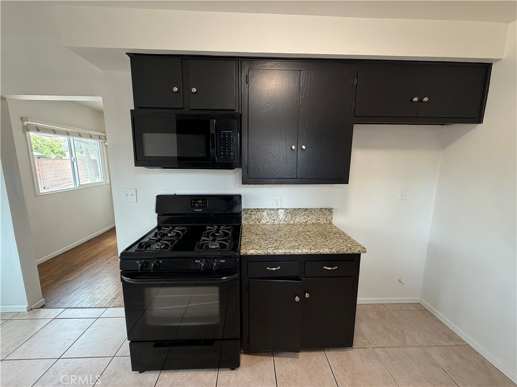 MLS #CV26148359 image #10