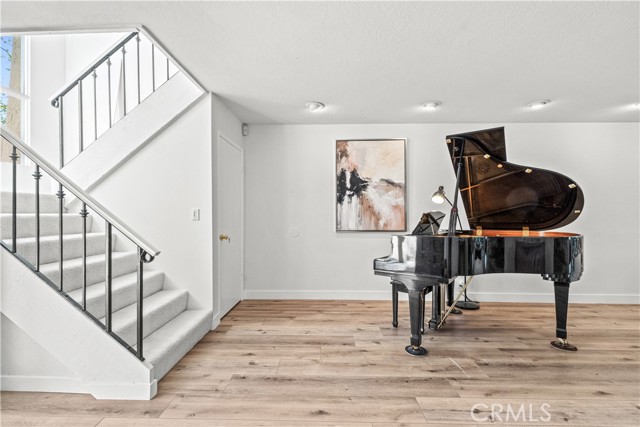 Detail Gallery Image 18 of 32 For 520 Cancha, Newport Beach,  CA 92660 - 3 Beds | 2/1 Baths