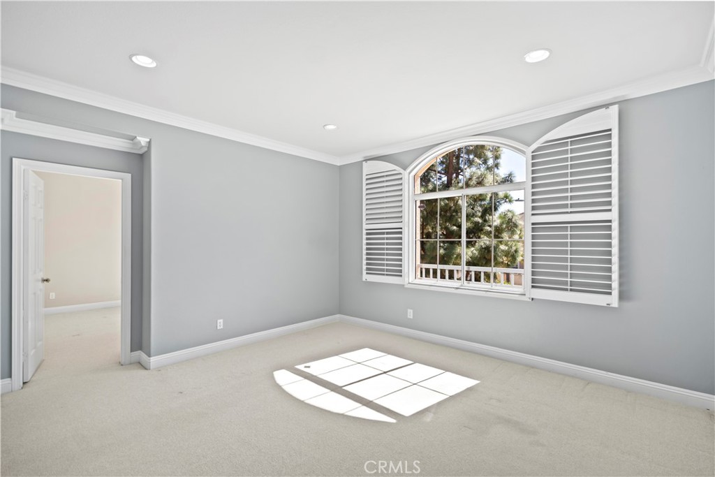 MLS #OC25245659 image #39