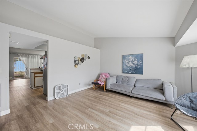 Detail Gallery Image 5 of 54 For 301 Oleander, San Jacinto,  CA 92582 - 4 Beds | 3 Baths