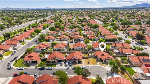 37112 Calle Amigo, Palmdale CA: https://media.crmls.org/medias/ec32798e-952e-4345-8272-d9ce41177499.jpg