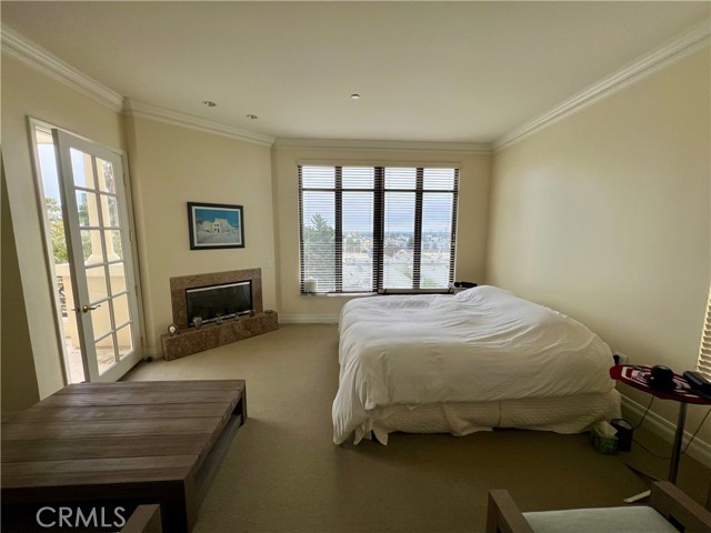Drew Fenton | 11847 Gorham Avenue Los Angeles CA | MLS: 6884874
