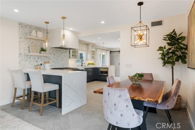 Dining area and kitchen creating the perfect flow.