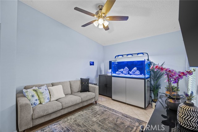 Detail Gallery Image 18 of 43 For 860 Tangerine, Corona,  CA 92879 - 2 Beds | 1 Baths