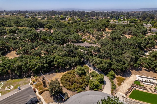 615 Sweet Donna Place, Nipomo CA: https://media.crmls.org/medias/ec33a09b-053f-4215-bf1e-68f2719b7cc7.jpg