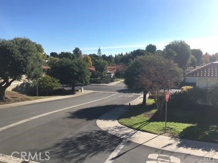 https://media.crmls.org/medias/ec340e59-f3b4-4af3-b81b-600033164494.jpg?preset=X-Large