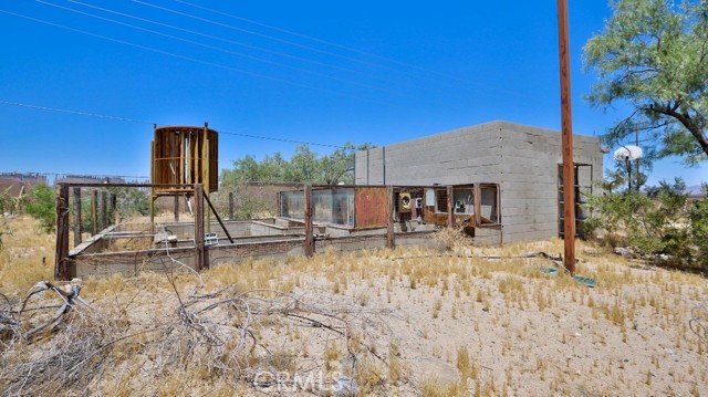 Detail Gallery Image 37 of 49 For 9351 Camp Rock Rd, Lucerne Valley,  CA 92356 - 3 Beds | 2 Baths