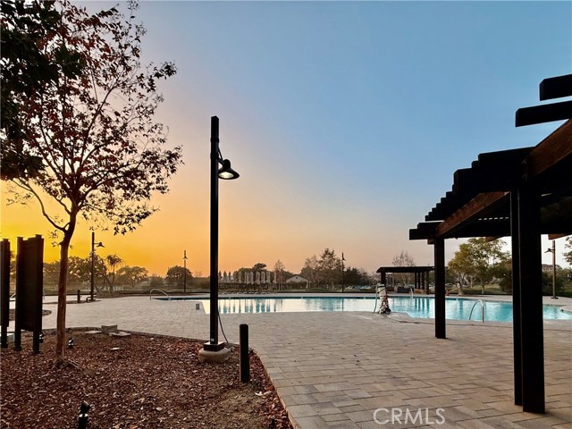 Detail Gallery Image 32 of 33 For 143 Allium, Irvine,  CA 92618 - 4 Beds | 4/1 Baths