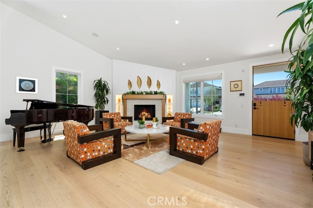 1954 Port Locksleigh Place, Newport Beach CA: https://media.crmls.org/medias/ec36047c-c215-49f0-b493-3cb213a7e19e.jpg