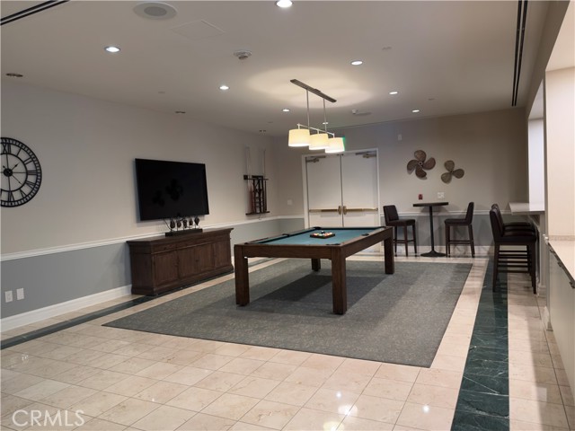 850 E Ocean Boulevard, Long Beach CA: https://media.crmls.org/medias/ec37f140-216e-4b5a-bc15-67fde143922b.jpg