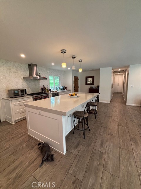 Detail Gallery Image 12 of 52 For 27069 Helmond Dr, Calabasas,  CA 91301 - 6 Beds | 4/1 Baths